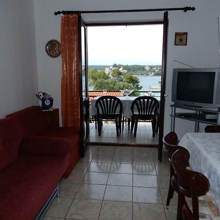 Apartments Indira II Ловиште Экстерьер фото