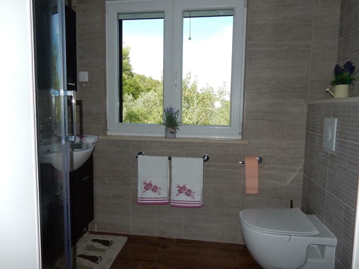 Apartments Indira II Ловиште Экстерьер фото