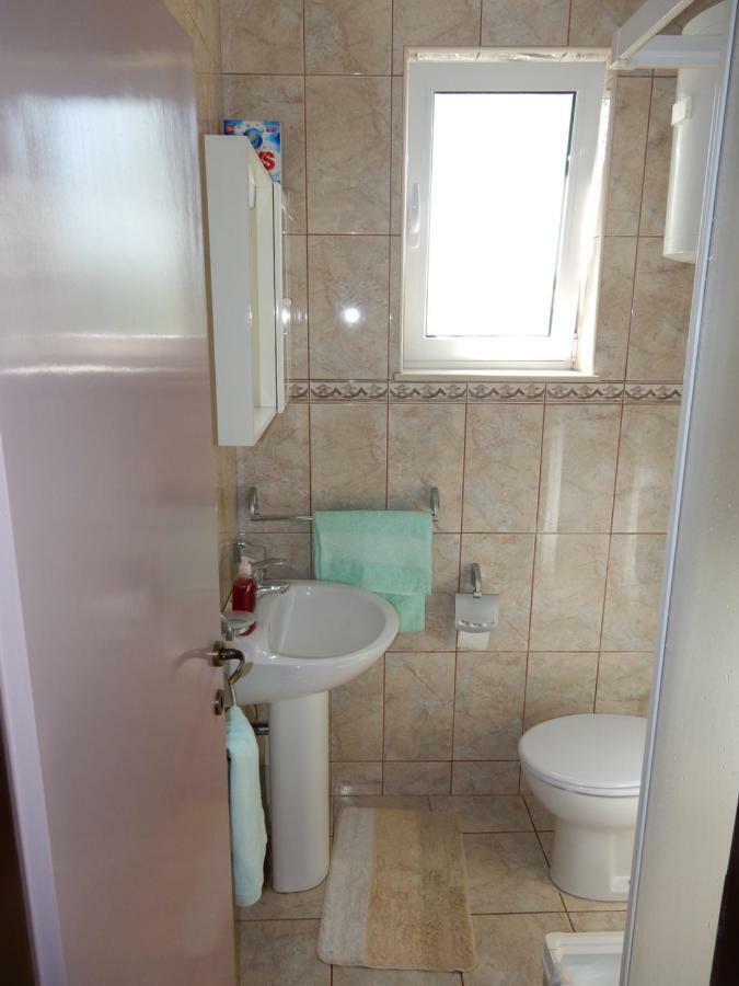 Apartments Indira II Ловиште Экстерьер фото